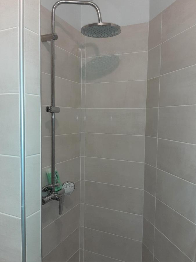 Appartement Le Flatiron - 4 Chambres Тарб Екстериор снимка